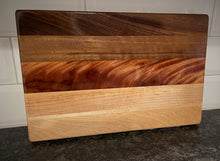 Load image into Gallery viewer, Hardwood Cutting Board 10"x15"